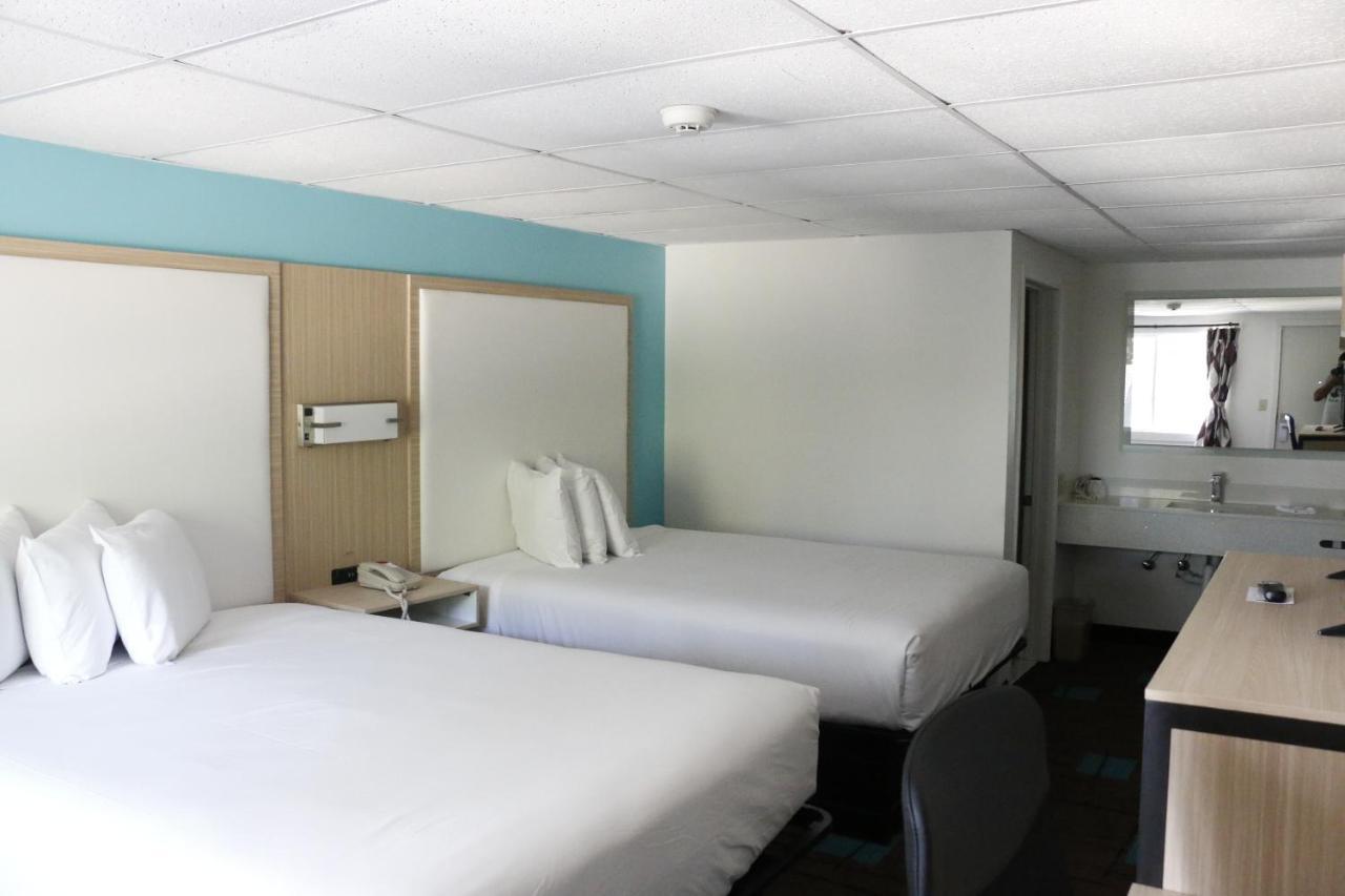 Howard Johnson By Wyndham West Yarmouth Cape Cod Dış mekan fotoğraf