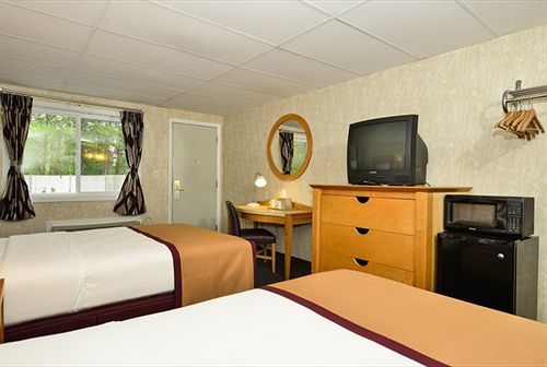 Howard Johnson By Wyndham West Yarmouth Cape Cod Dış mekan fotoğraf