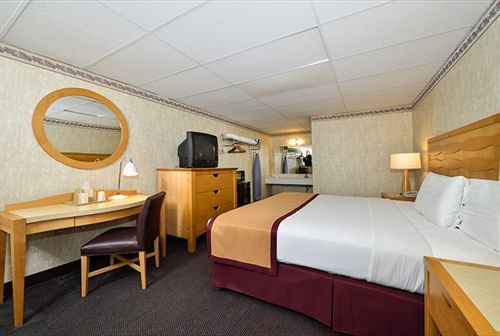 Howard Johnson By Wyndham West Yarmouth Cape Cod Dış mekan fotoğraf